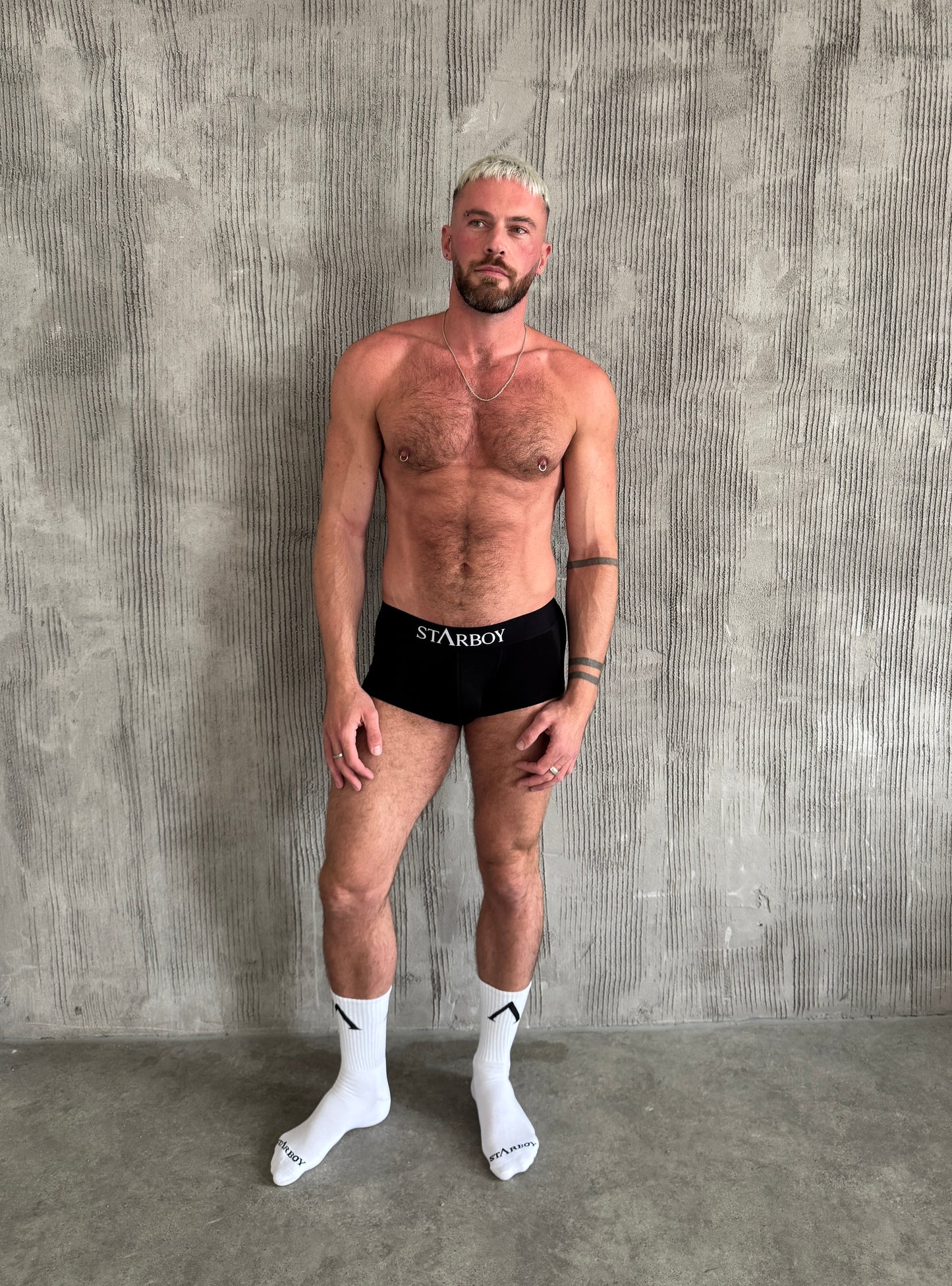 Black VEGA Trunk